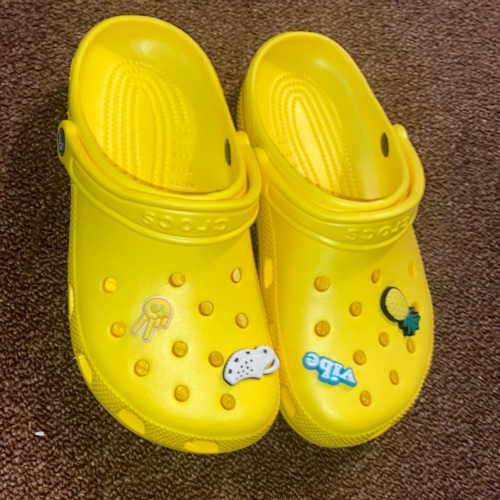 brand new yellow crocs!!